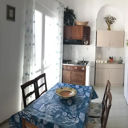La Torre Bianca Immobilevante Apartman *
